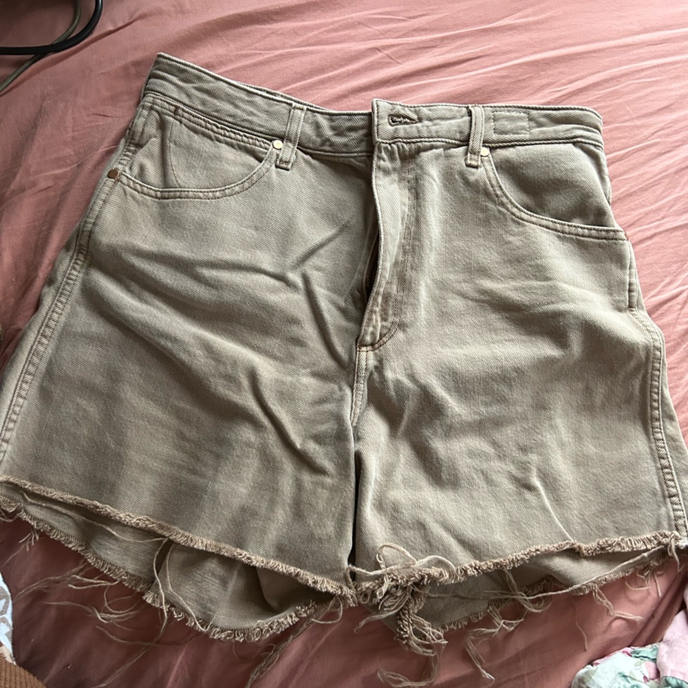 High wasted work shorts